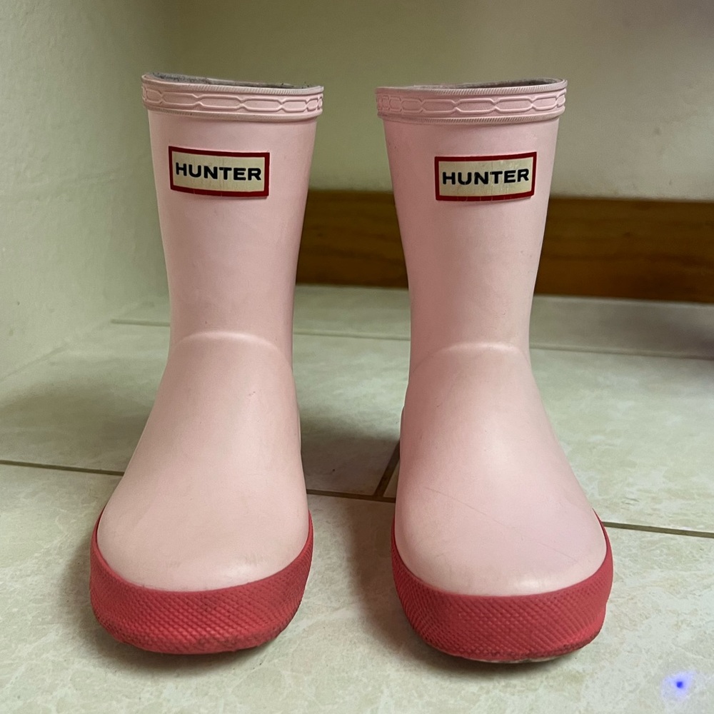Hunter - Azalea Pink Boots - Size 7 Toddler